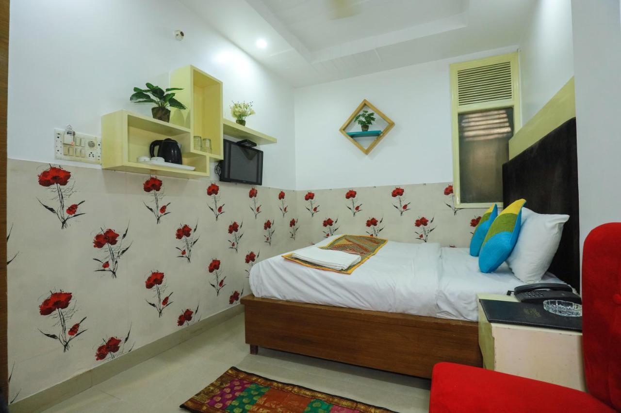 Hotel Nityaa Suites 新德里 外观 照片