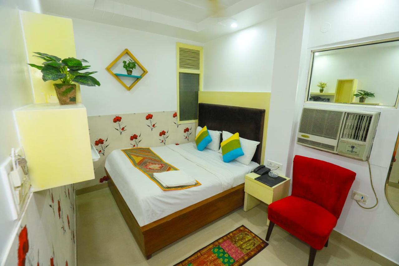 Hotel Nityaa Suites 新德里 外观 照片
