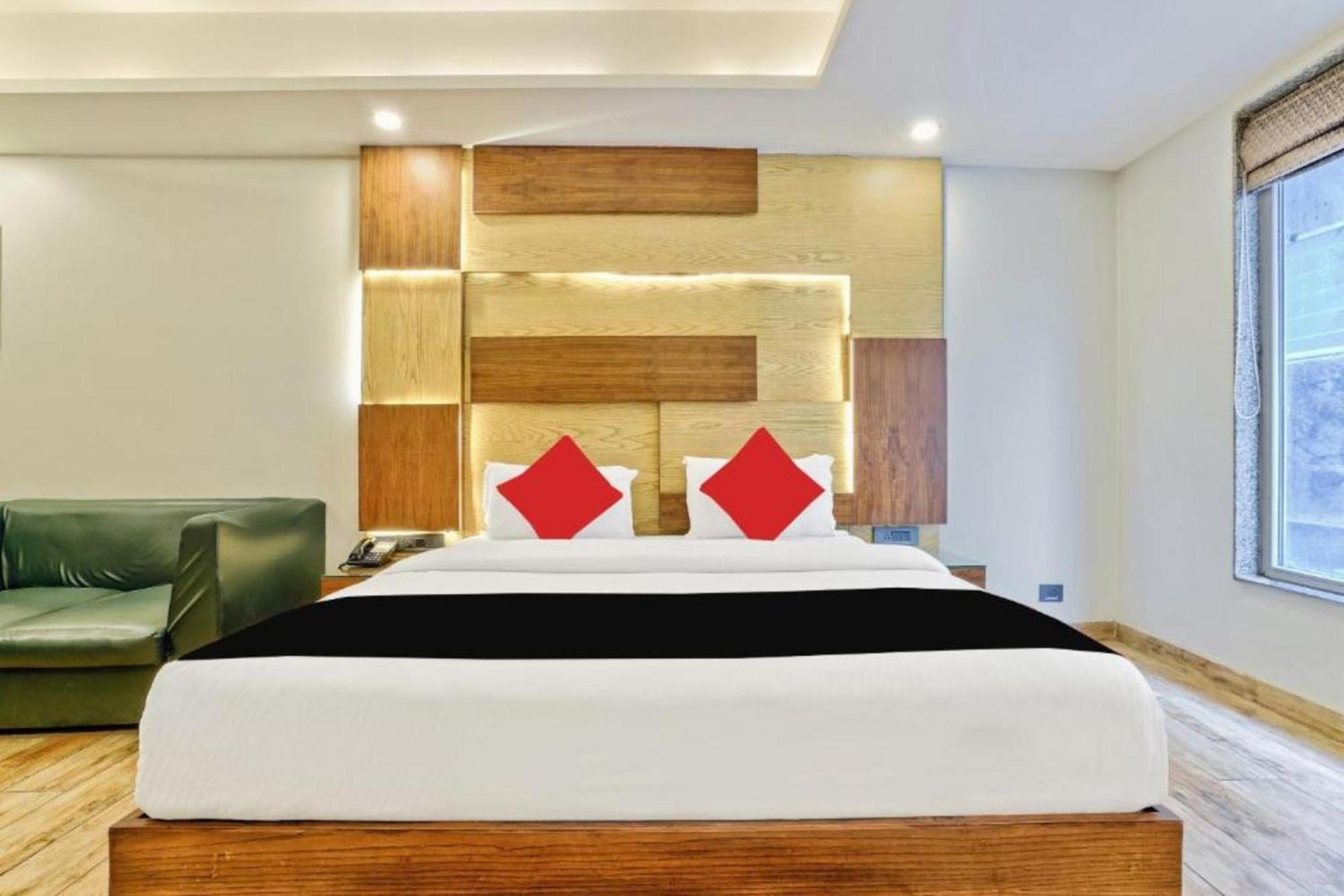 Hotel Nityaa Suites 新德里 外观 照片